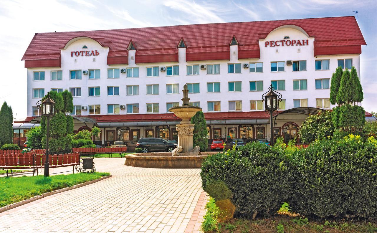 Готель "Дубно" Buitenkant foto